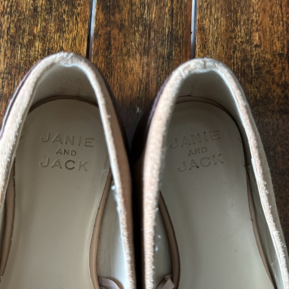 Janie and Jack Girls 11 Toddler Tan Suede with Brown Leather Accents - Picture 4 of 12